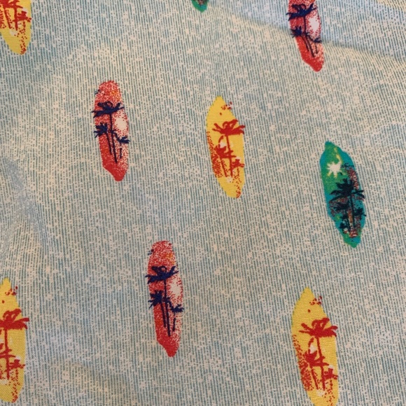 Hawaiian Shirt - Picture 7 of 7